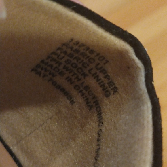 -- Torrid faux black suede big bow D'orsay rubber sole flats - Picture 6 of 6